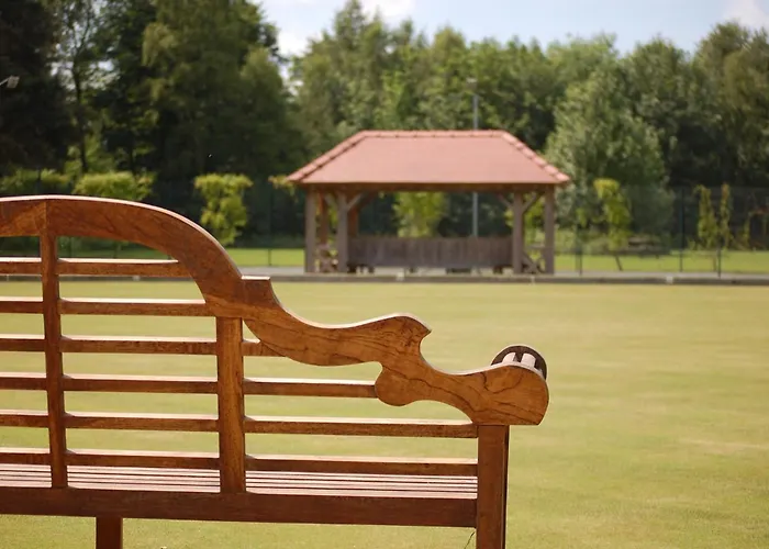 Hollicarrs - Lilypad